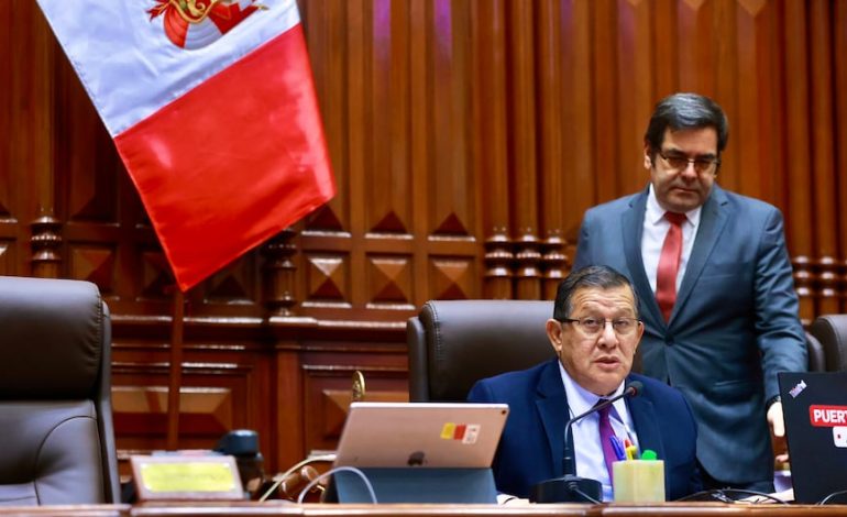 El Parlamento aprueba la norma para que Reniec esté a cargo de la verificación de las firmas de los partidos políticos | JNE | Último | Citación