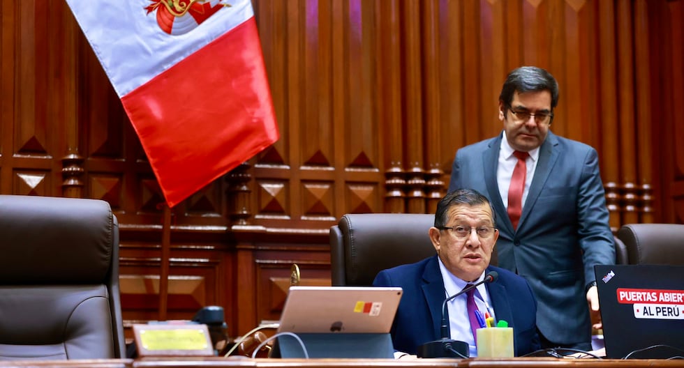 El Congreso aprueba el uso de medios digitales para verificar las firmas de los partidos políticos que supervisan Reniec | JNE | Último | Citación
