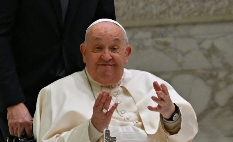 El Papa Francisco insta a los jóvenes a creer en el amor «durante toda la vida» en un texto inédito | Jorge Mario Bergoglio | Oucat | Amore por semper | Iglesia Católica | El Vaticano | Argentina | Último | MUNDO