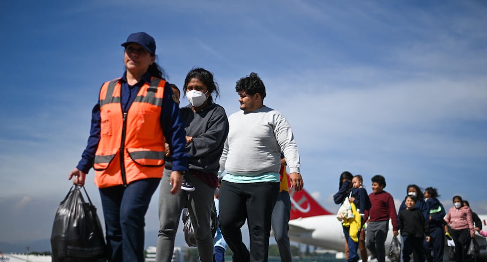 Estados Unidos ofrecerá ayuda adicional de $ 1,000 a personas indocumentadas que eligen auto -transport | Donald Trump | MUNDO