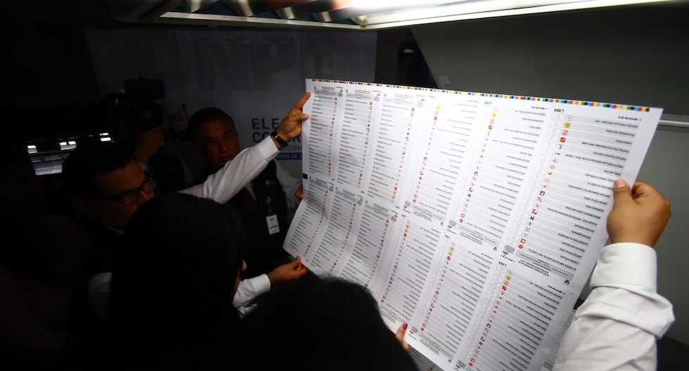 Un nuevo partido político cubre su registro en la lista de las elecciones del Comité Nacional | Último | Citación