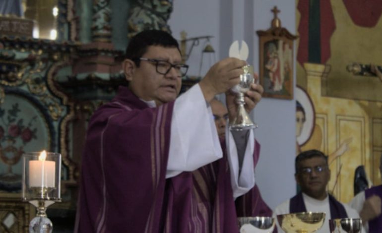 El Papa Leo XIV nombra a su primer obispo: Elegido es el peruano Miguel Ángel Contreras Llarajuna | Último | PERÚ
