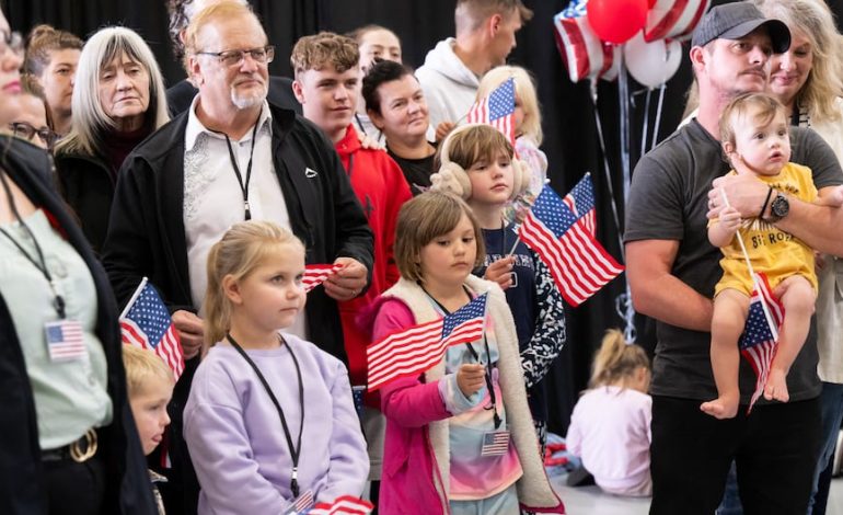 Quienes son los Afrikáner, los sudafricanos blancos que Estados Unidos recibe como refugiados por «sufrir discriminación racial» | Sudáfrica | Donald Trump | MUNDO