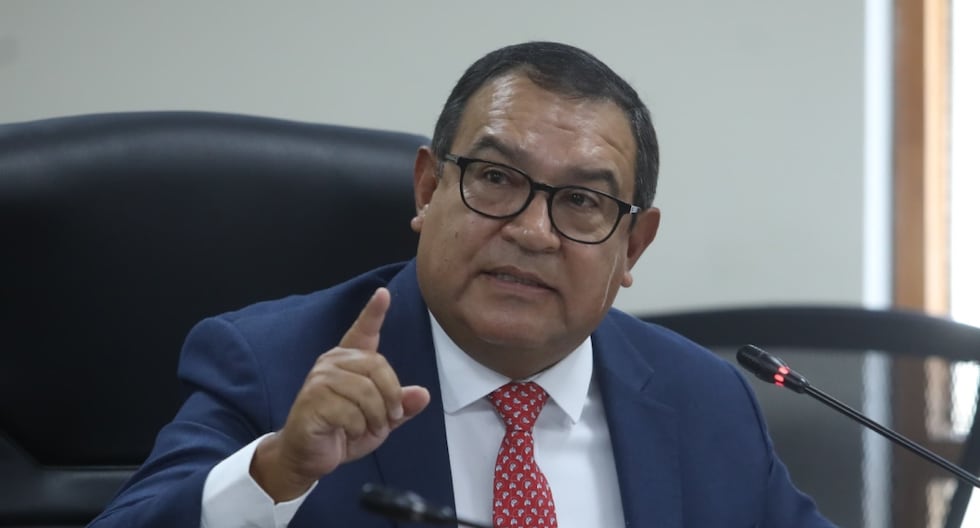 Alberto Otárola: El fiscal de la nación presentó una queja contra el apretón del ministro por contratar a Yaziré Pinedo | PCM | Ministerio de Defensa | Congreso | Último | Citación