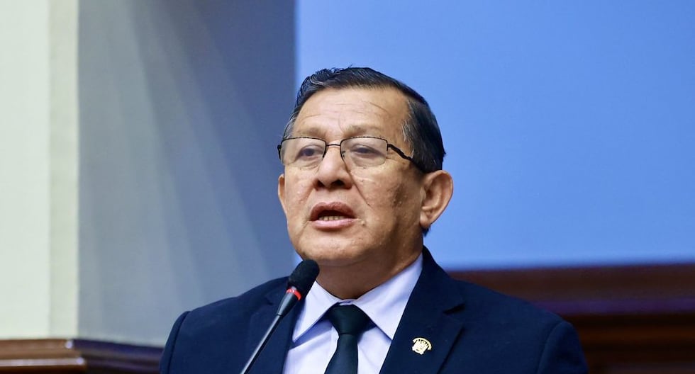 Gustavo Adrianzén: Eduardo Sallejuana propone argumentar la censura el miércoles o jueves la próxima semana | Citación