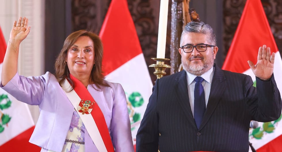 Fabricio Valencia juró como el Ministro de Cultura de Arana