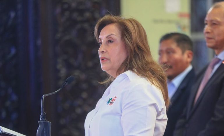 Dina Boluarte: La Oficina del Fiscal presenta una queja constitucional por presuntamente pagar por el escape de Vladimir Cerron en el cofre | Juan José Santiváñez | Asia | Último | Citación