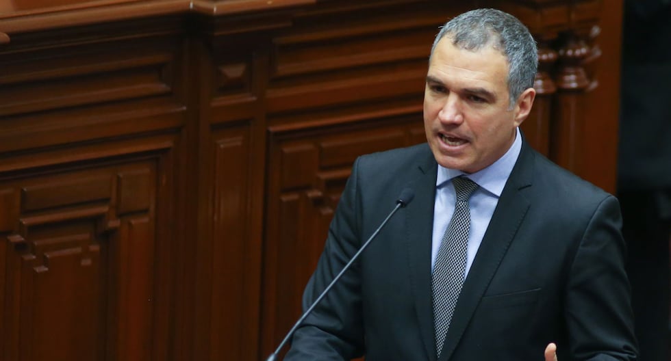 Salvador del Solar: Plenario aprueba un caso sobre el nombramiento declarado con el cierre de una queja constitucional contra él | Último | Citación