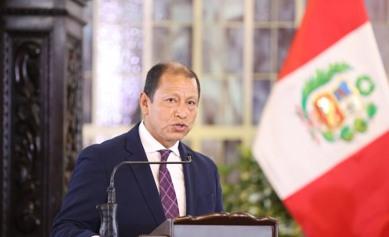 Daniel Maurate juró como ministro de empleo en el gabinete de Eduardo Arana