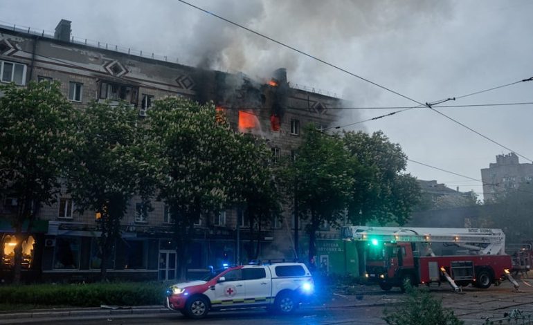 Guerra de Rusia – Ucrania: la Fuerza Aérea Ucrania dice que Moscú lanzó más de 100 drones en Kiev después del final de la tregua | Vladimir Putin | Volodymyr Zelensky | Estambul | Türkiye | Último | MUNDO