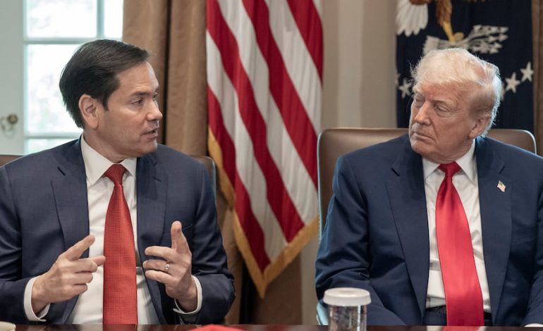 Los demócratas advierten sobre las preocupaciones sobre el doble papel de Marco Rubio en el gobierno de Trump | Último | MUNDO