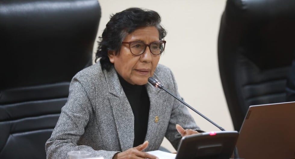 Lucinda Vásquez | Condenan que el diputado del maestro contrató a familiares en su oficina | Mochasueloos | Congreso | Último | Citación