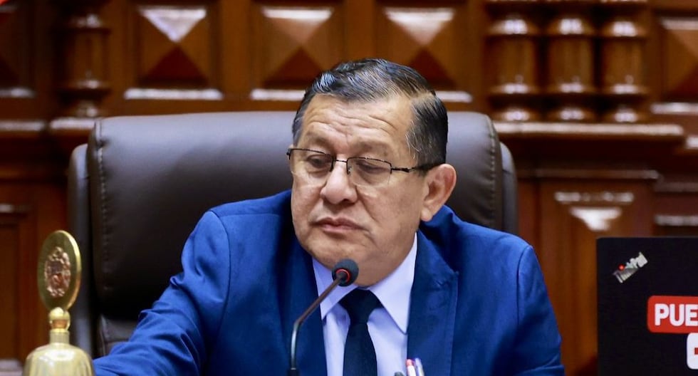 Papa Leo XIV | Eduardo Sallejuana no irá al Vaticano con Dina Boluarte, diciendo que ningún parlamentario ha pedido permiso para este viaje | Citación