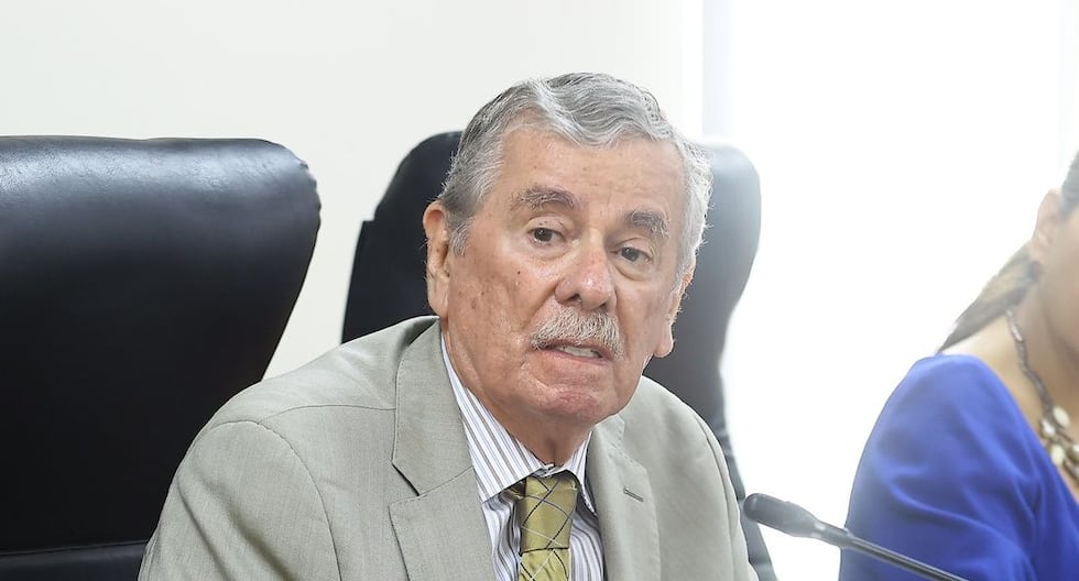 El Comité Constitucional concluye que el administrador no puede castigar a los parlamentarios por dejar los datos en las declaraciones | Última Asamblea Republicana | Citación