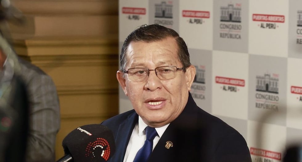 Eduardo Sallhuana responde a Gustavo Adrianzén: «La disolución del Parlamento no es posible después de ser convocada a la elección» | Citación