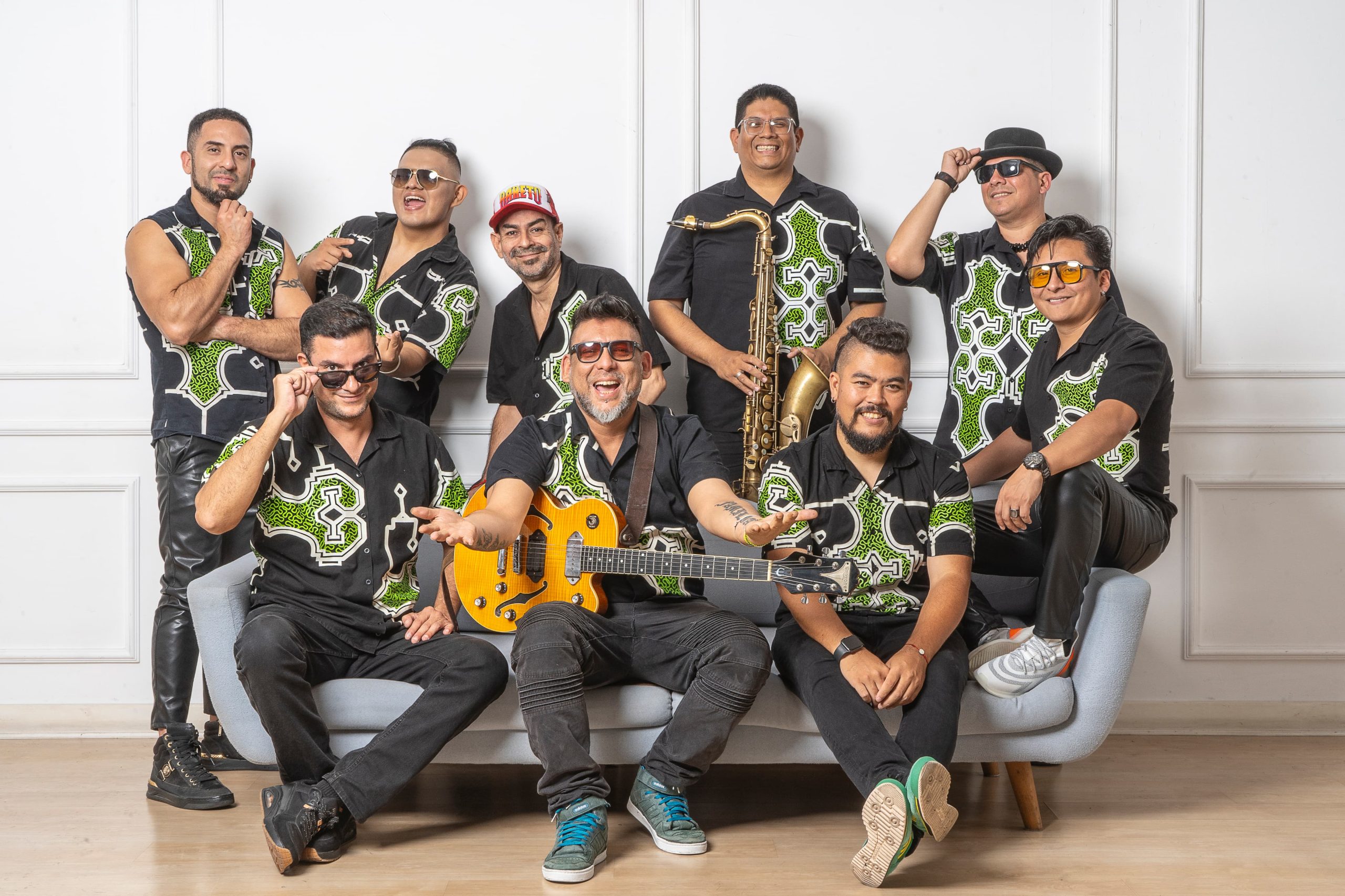 Bareto Premiere Nuevo álbum: ‘Fierro, Catre, Bottle’