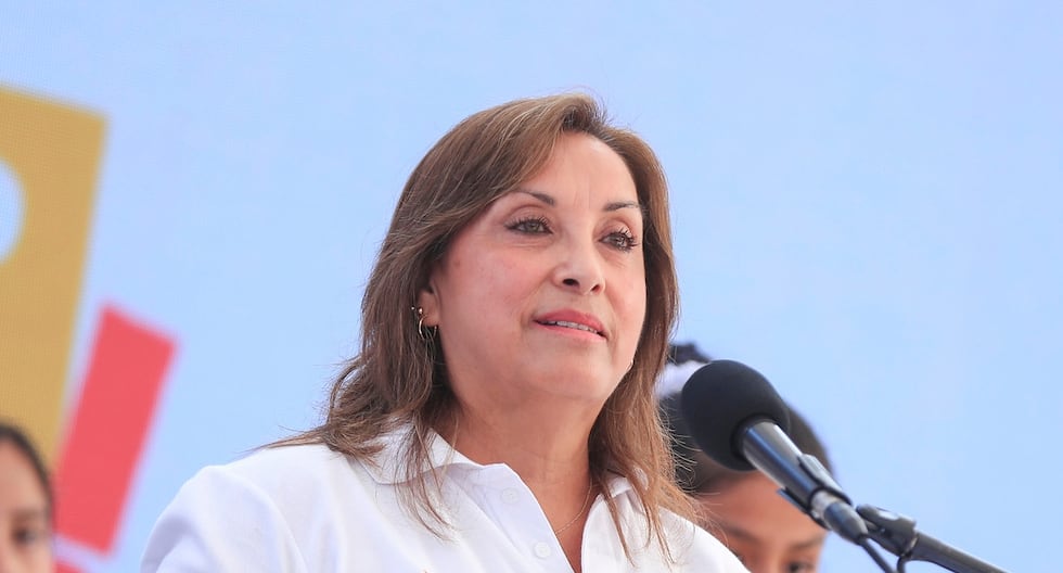 Dina Boluarte: El servicio indica que depende del Consejo de Ministros aprobar cambios en la remuneración del Presidente | Citación