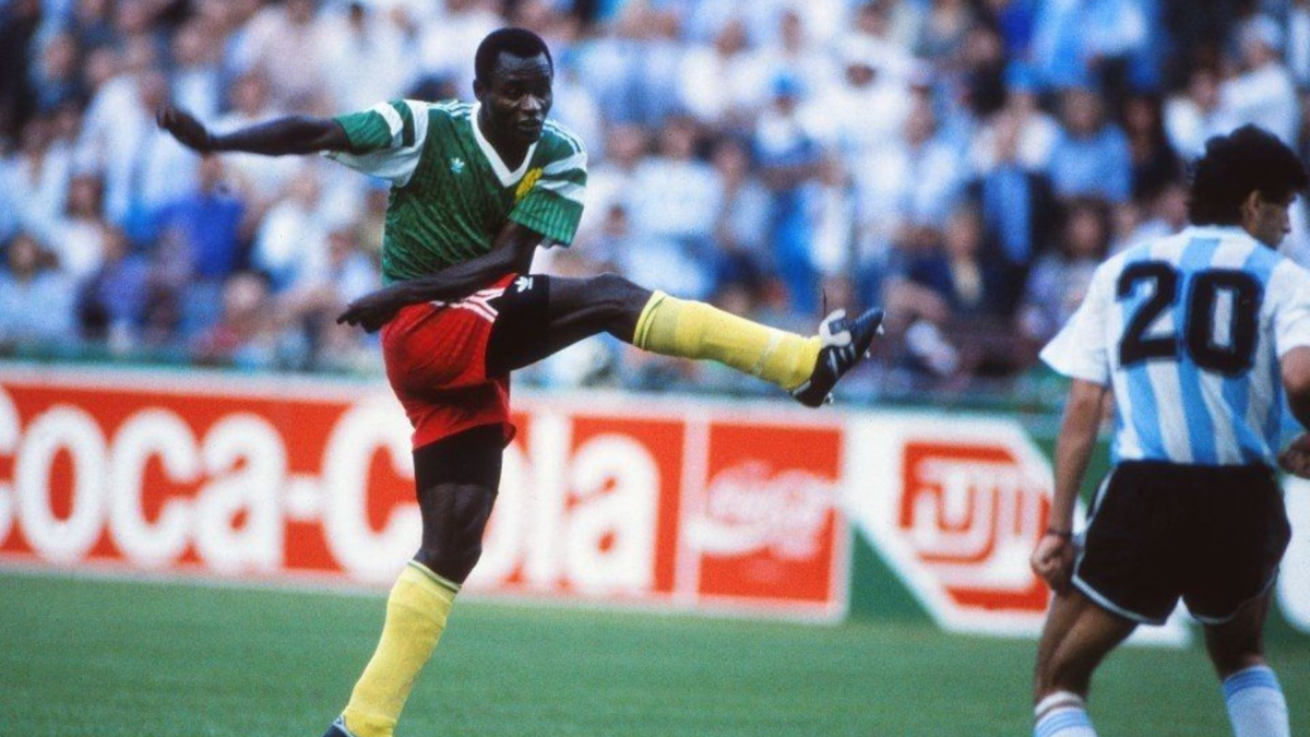 Emmanuel Kunde murió, leyenda del fútbol camerunés, a los 68 años