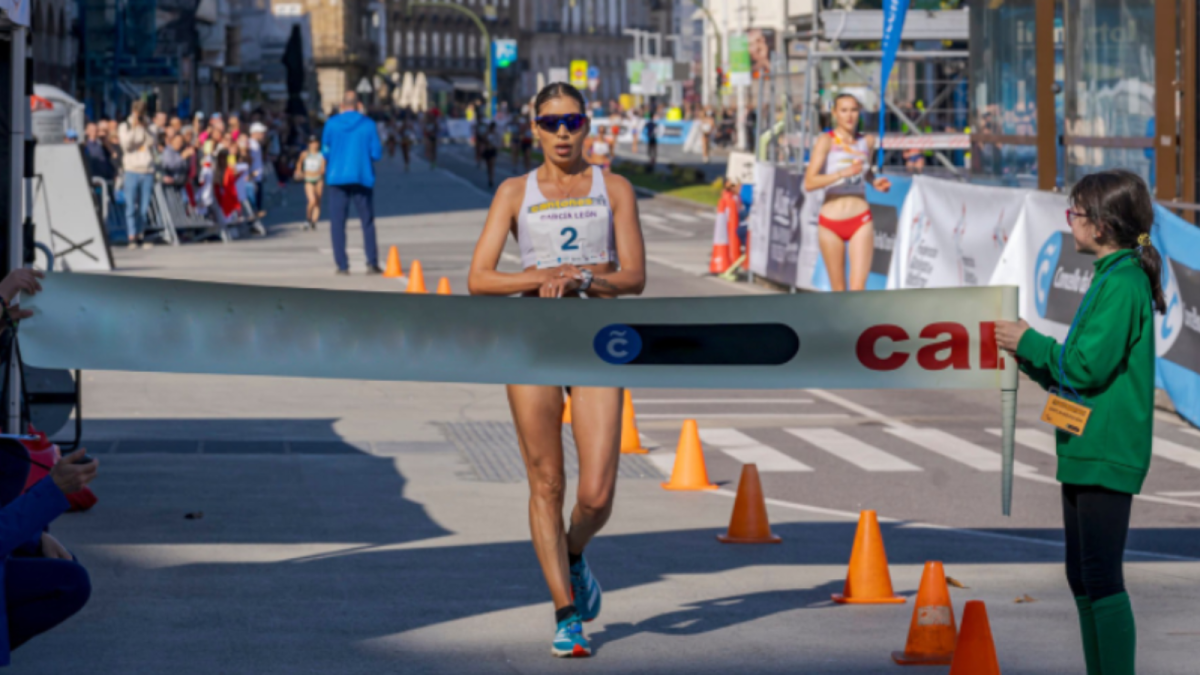 Kimberly García tomó la medalla de plata en la Copa de Caminata de Korzeniowski Varsovia en Polonia