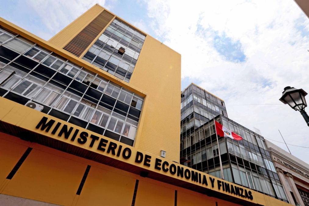 Los gremios esperan continuar la desregulación
