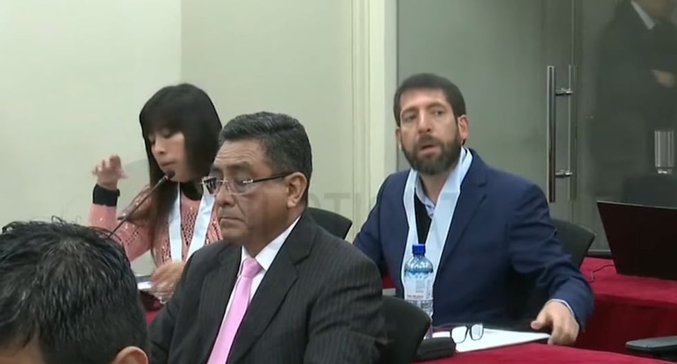 Raúl Noblecilla, un abogado Betssy Chávez, renuncia a los militares en Podemos Perú | Pedro Castillo | Último | Citación

 – El diario andino