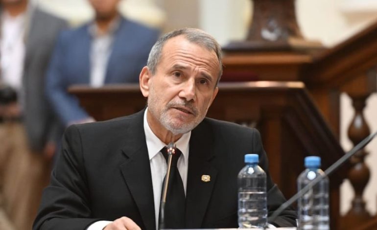 Elecciones 2026 | El canciller evita mencionar si habrá una mayor renuncia del ministro para ser candidatos: prefiero no mencionar | Elmer Schialer | Último | Citación

 – El diario andino