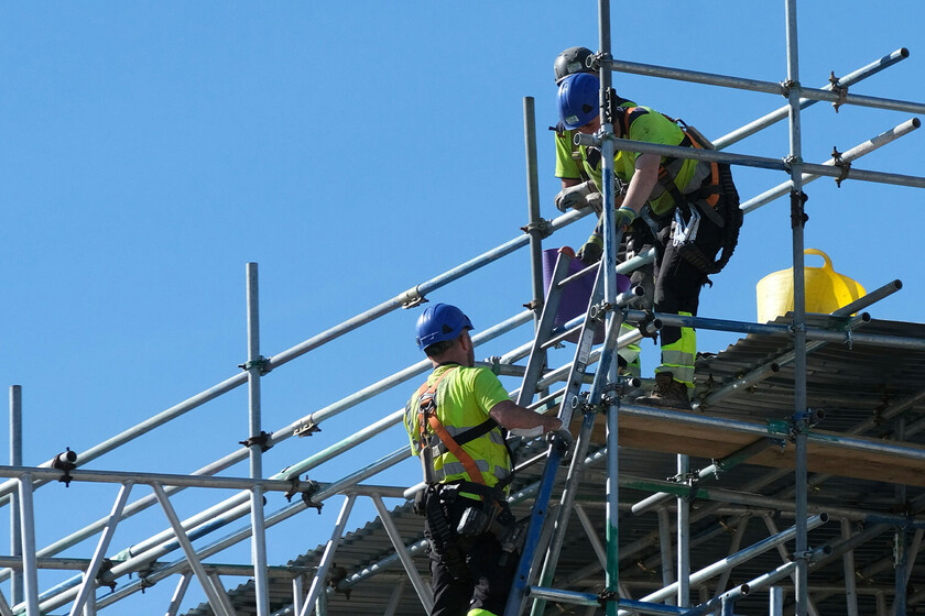 Se han cobrado cinco vidas en el trabajo por no tomar medidas de prevención.

 – El diario andino