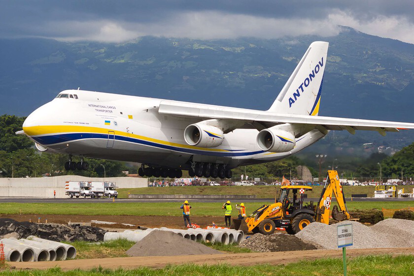 El mítico AN-124 había estado atrapado durante años y ahora vuela de nuevo

 – El diario andino