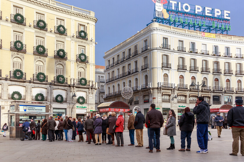 El hombre que ganó la lotería 16 veces sin hacer trampa. Su truco era tan simple que terminaron prohibiéndolo

 – El diario andino