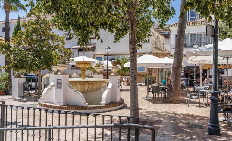 Benalmádena quiere disparar ventas en sus tiendas. Entonces ha declarado la guerra a toldos de color

 – El diario andino