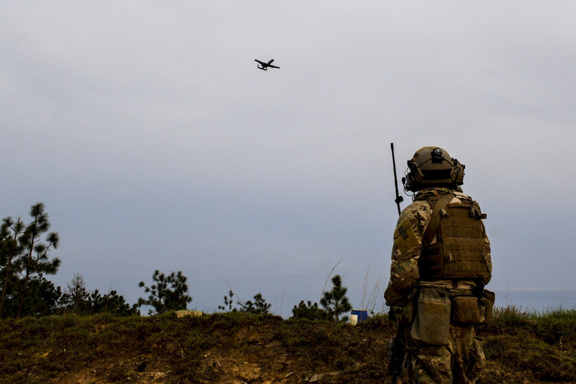 Durante meses, Ucrania convirtió una ciudad estratégica en impregnable. Hasta que Rusia agregó un compañero letal a sus drones

 – El diario andino