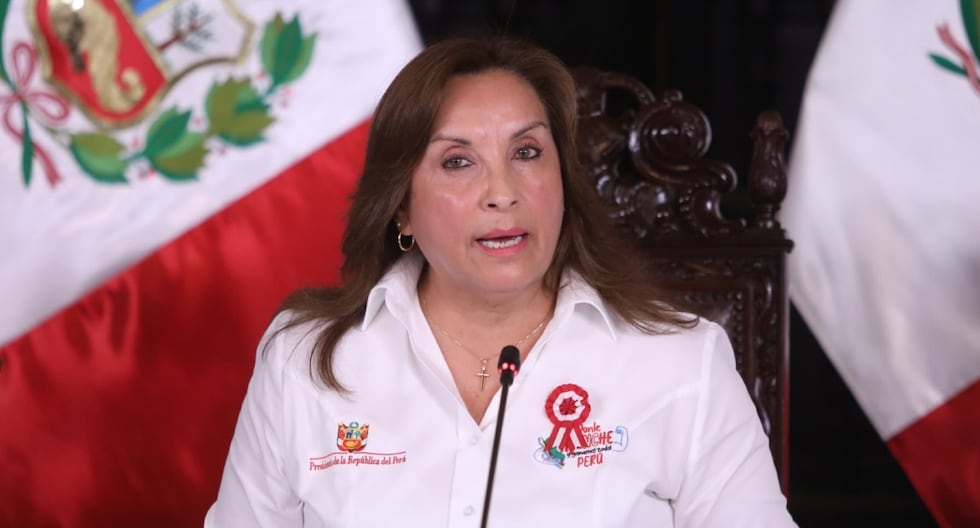 La presidenta Dina Boluarte intenta justificar su aumento salarial: «Estamos siguiendo el programa Servi» | Último | Citación

 – El diario andino