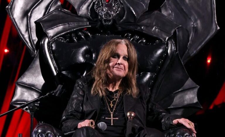 Rock Mourning: Ozzy Osbourne, líder de Black Sabbath, murió a la edad de 76 años
– El diario andino