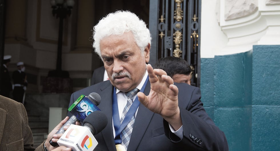 Benedict Jiménez | El gobierno equivale a Genibro del General PNP | Último | Citación

 – El diario andino