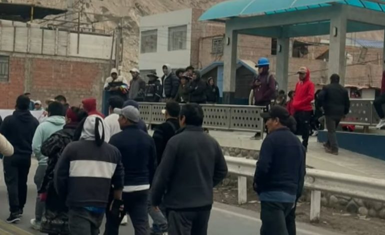 Arequipa: los mineros informales bloquean las secciones del Panamericana Sur en protesta contra Minem Decret | Reimfo | Último | PERÚ
– El diario andino