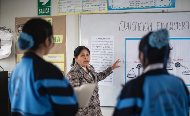 Los problemas urgentes en la educación y que estaban ausentes en el mensaje a la nación de Dina Boluarte TLC | PERÚ
– El diario andino