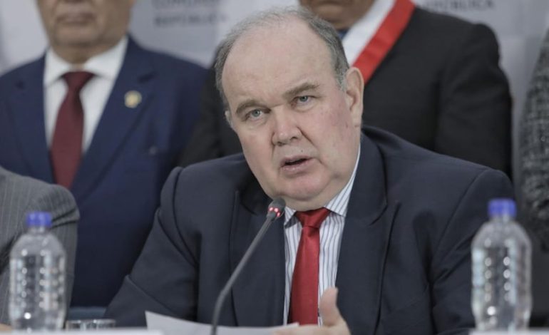 JNE: Un informe de vigilancia advierte sobre la posible neutralidad Rafael López Aliaga | Último | Citación
– El diario andino