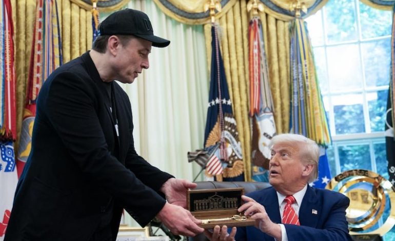Donald Trump describe como «ridículo» que su exaliado Elon Musk creó un partido político en los Estados Unidos | America Party | Último | MUNDO
– El diario andino