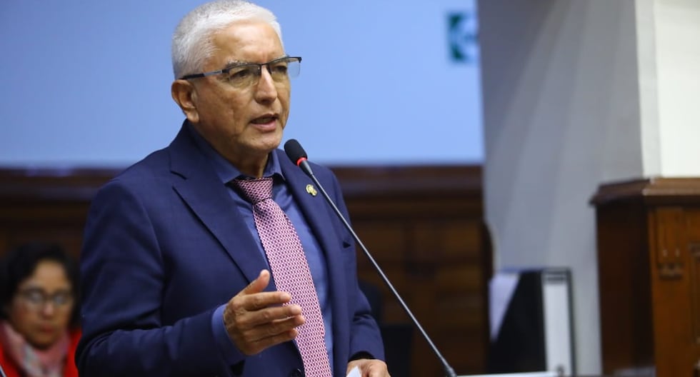 El diputado Héctor Acuña le pide a la justicia al Comité Nacional que inicie la carrera de liquidez de Gino por tener un castigo de violencia familiar | JNJ | Último | Citación

 – El diario andino