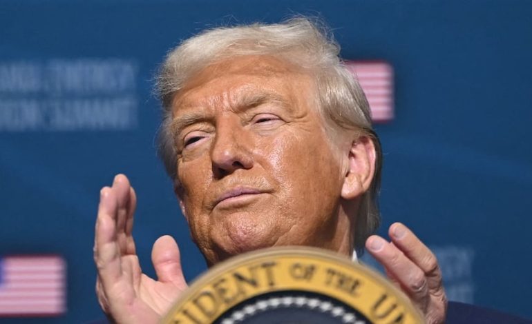 Donald Trump dice que se debe publicar cualquier información «creíble» de Jeffrey Epstein | Estados Unidos | Pam Bondi | Departamento de Justicia | MAGA | Hollywood | FBI | Tráfico sexual | Último | MUNDO

 – El diario andino