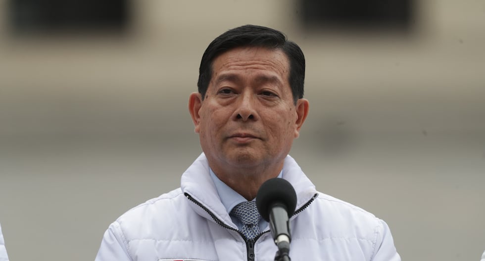 Eduardo Arana niega los conflictos entre el gobierno y el ministerio público al no atacar al fiscal de la nación al mesa técnica | Minería informal | Delia Espinoza | Dina Boluarte | Último | Citación

 – El diario andino