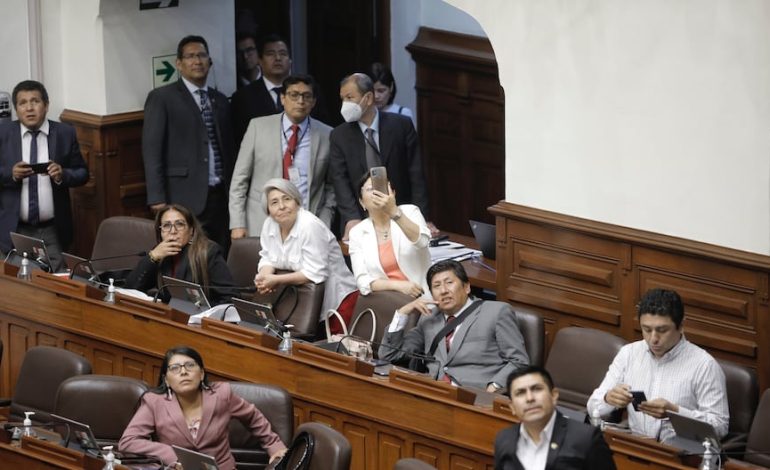 Vladimir Cerrón | Condenan que Perú usó instalaciones parlamentarias para llevar a cabo propaganda política | Último | Citación

 – El diario andino