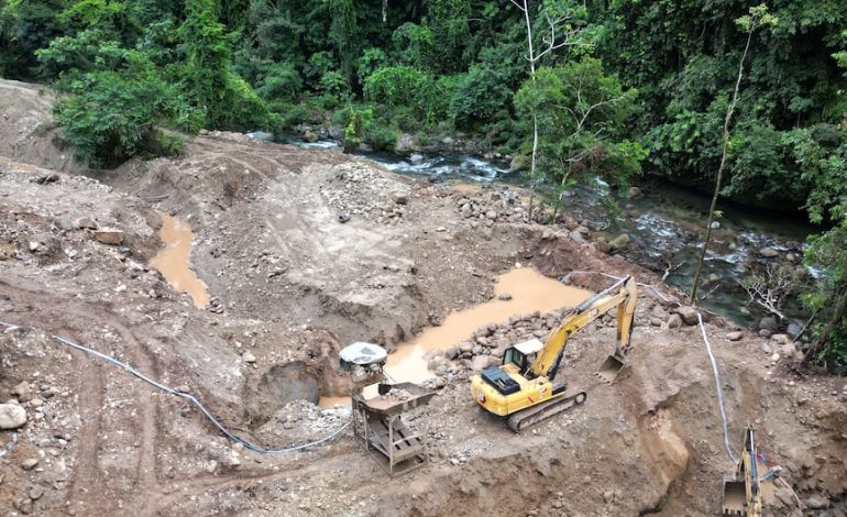 Puerto Inca, en Huánuco, es la nueva capital de la minería de oro ilegal de la jungla central | Amazon peruana | deforestación | Reimfo | tráfico de drogas | Madre de Dios | PERÚ
– El diario andino
