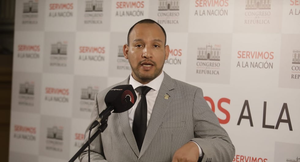 ALEJANDRO MUñante sobre la gestión de Waldemar Cerrón a favor de sus hermanos -I -Derecha: podríamos hablar sobre el crimen o el fracaso moral | Perú gratis | Congreso | Comité de Ética | Último | Citación

 – El diario andino