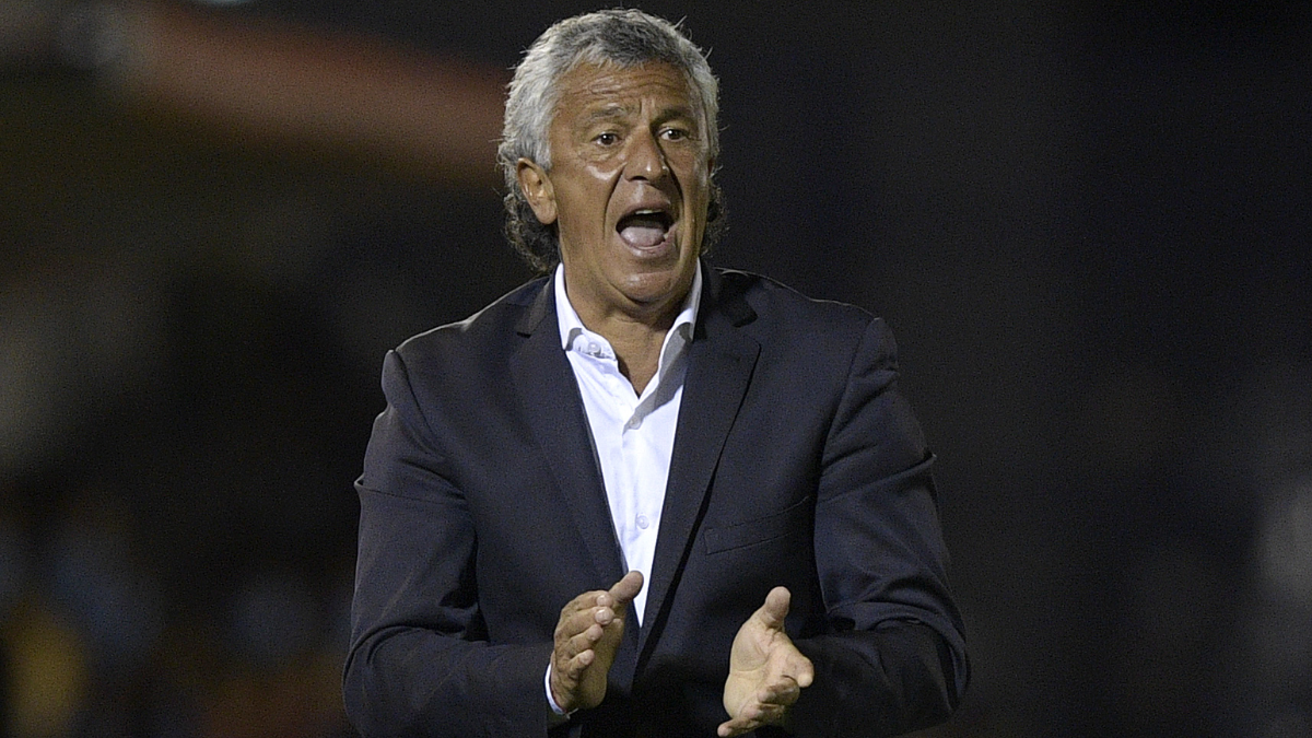 Goroito sobre la reprogramación del clásico: «No organizo torneos»

 – El diario andino