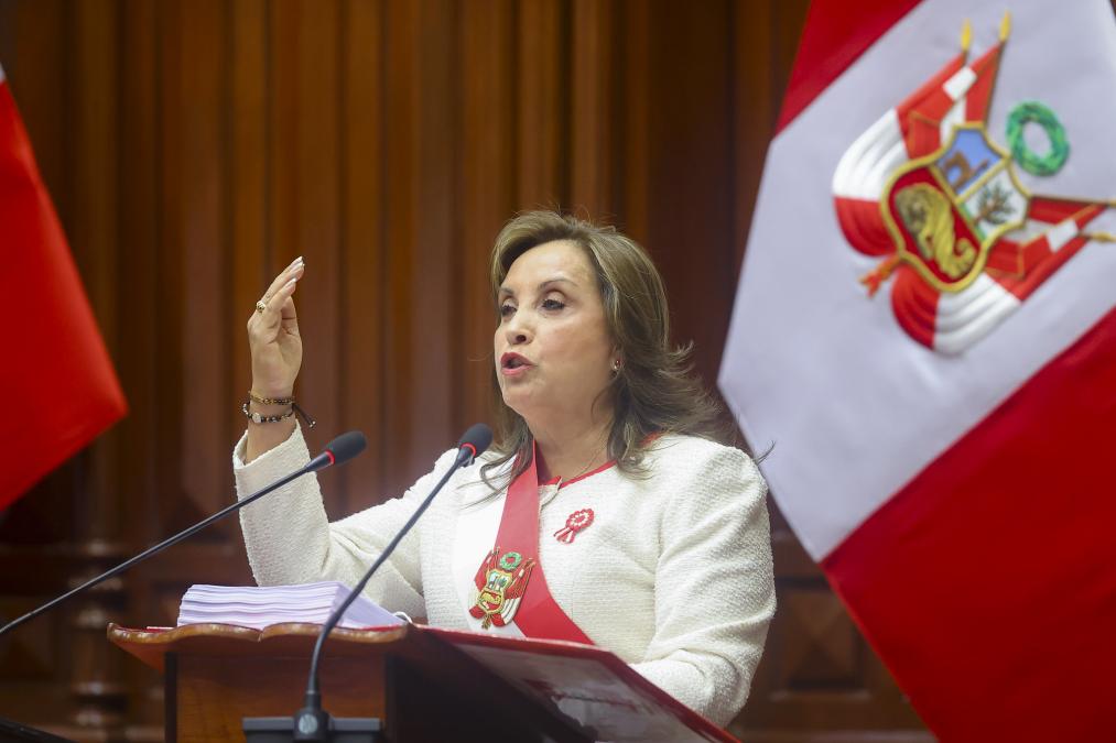 La presidenta Dina Boluarte anuncia «shock de desregulación»

 – El diario andino