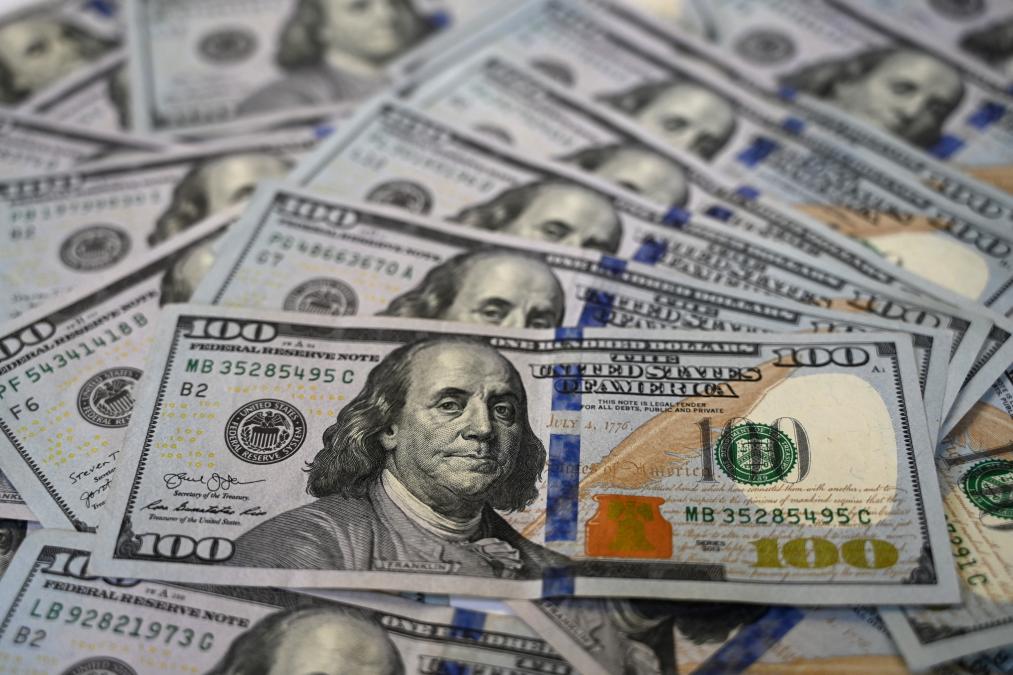 El dólar se mueve para registrar su peor primer semestre desde 1973. Años

 – El diario andino