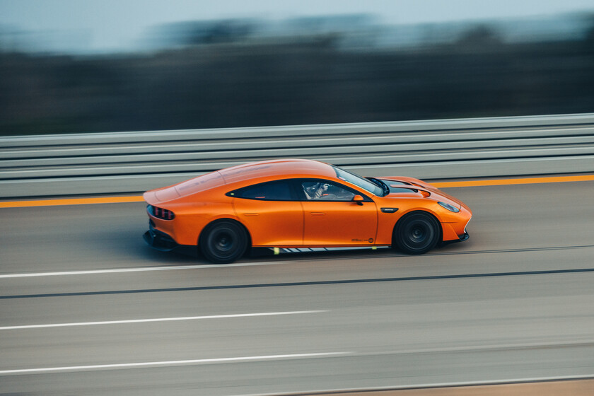 El concepto Mercedes AMG GT XX es el Mercedes C111 del futuro. Y para demostrarlo, ha cambiado alrededor de 300 km/h

 – El diario andino