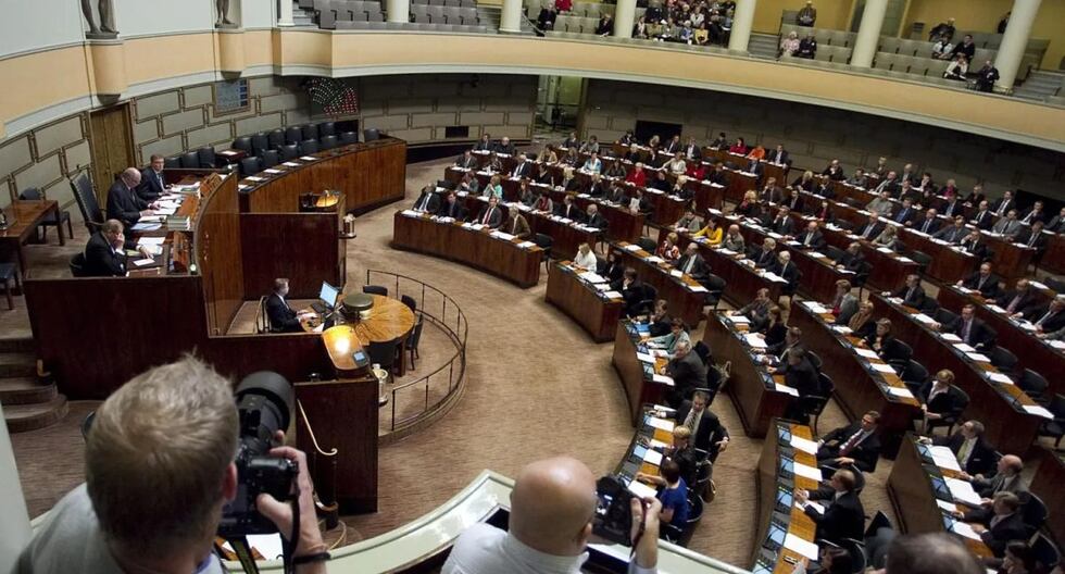 Finlandia: Un diputado socialdemócrata se suicida en el Parlamento finlandés, según medios locales | Eduskunta últimas | MUNDO – El diario andino