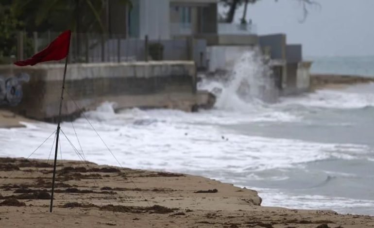 Estados Unidos advierte sobre el peligro en casi toda la costa este de Estados Unidos debido al último huracán Erin | MUNDO
– El diario andino